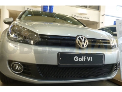 Защита радиатора Arbori черная сота 15 мм для Volkswagen Golf 6 2009-2012