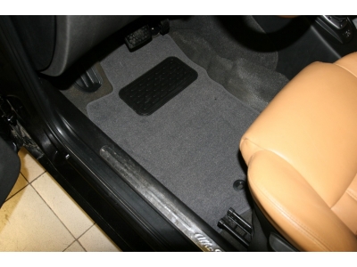 Коврики в салон текстиль на хетчбек с АКПП 4 штуки Autofamily для Alfa Romeo 147 2000-2010 NLT.02.02.11.110kh