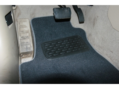 Коврики в салон текстиль 4 штуки для АКПП Jeep Compass № NLT.24.06.11.110kh