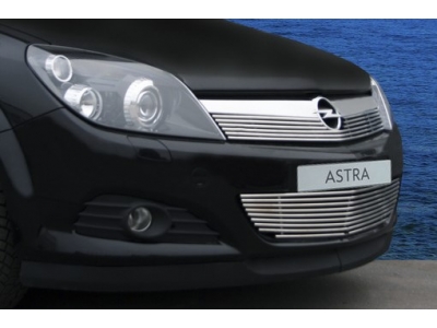 Накладка решётки бампера 1 часть для Opel Astra H № OPAS.96.2997
