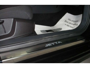 Накладки на внутренние пороги с надписью 4 штуки Volkswagen Jetta 6 № 08-0996