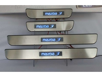 Накладки на дверные пороги JMT с логотипом и LED подсветкой для Mazda 3 2003-2009
