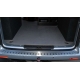 Накладка на задний бампер профилированная с загибом Alu-Frost для Volkswagen Caravelle/Multivan/T5 Transporter 2003-2015