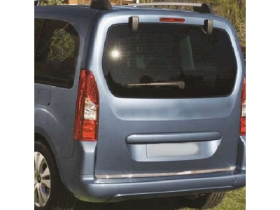 Накладка на нижнюю кромку крышки багажника 1 штука Omsa_Line для Citroen Berlingo/Peugeot Partner 2008-2011