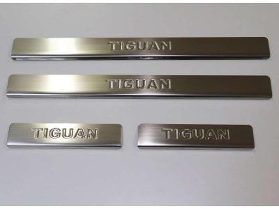 Накладки на дверные пороги 4 штуки Omsa_Line для Volkswagen Tiguan 2007-2016