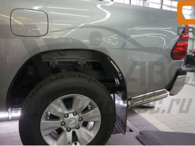 Защита задняя уголки 76 мм на Toyota Hilux № TOHI.53.4156