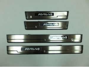 Накладки на дверные пороги JMT с логотипом и LED подсветкой для Toyota RAV4 № 24355