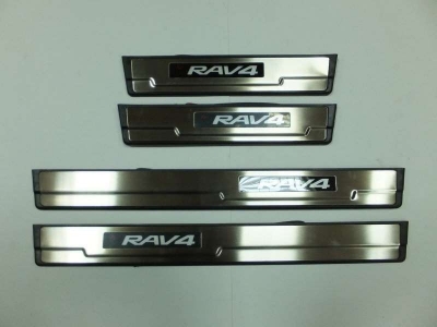 Накладки на дверные пороги JMT с логотипом и LED подсветкой для Toyota RAV4 № 24355