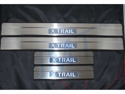 Накладки на дверные пороги JMT с логотипом и LED подсветкой для Nissan X-Trail T32 2015-2021