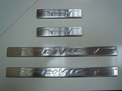 Накладки на дверные пороги 4 штуки для Honda Civic № 3402091