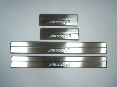 Накладки на дверные пороги JMT с логотипом для Honda Accord 2005-2007