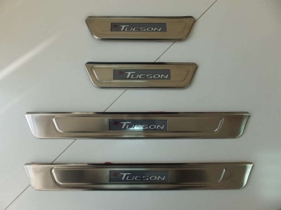 Накладки на дверные пороги JMT с логотипом и LED подсветкой для Hyundai Tucson 2015-2021
