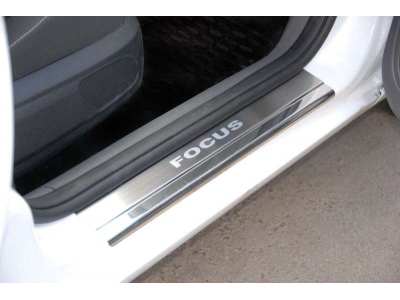 Накладки на внутренние пороги с надписью 2 штуки Alu-Frost для Ford Focus 2 2005-2011