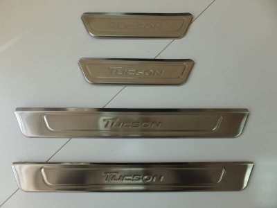 Накладки на дверные пороги JMT с логотипом для Hyundai Tucson 2015-2021