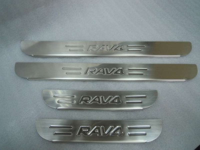 Накладки на дверные пороги 4 штуки Omsa_Line для Toyota RAV4 2006-2013