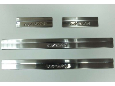 Накладки на дверные пороги 4 штуки с надписью Omsa_Line для Toyota RAV4 2013-2019