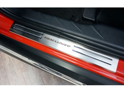 Накладки на пороги Croni Symetric шлифованные 4 штуки для Nissan Qashqai 2010-2014