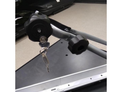 Крепление Huggy Lock на крышу авто
