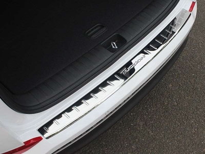 Накладка на задний бампер с логотипом зеркальная для Hyundai Tucson № CNT13-15TC-011
