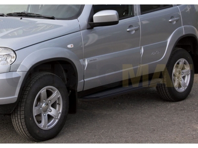 Пороги алюминиевые Rival Black для Chevrolet Niva 2002-2020