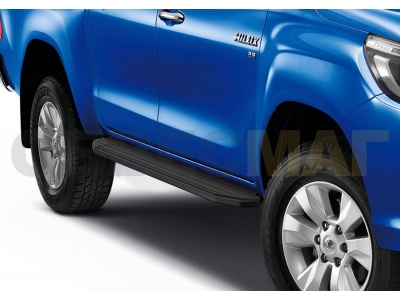 Пороги алюминиевые Rival Black для Toyota Hilux 2015-2021