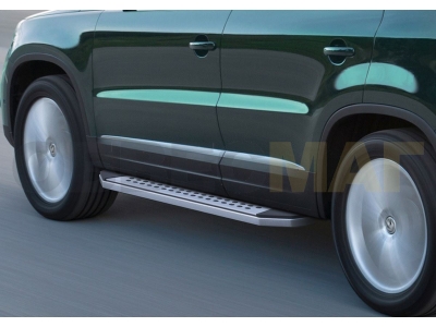 Пороги алюминиевые Rival BMW-Style овальные для Volkswagen Tiguan 2007-2016