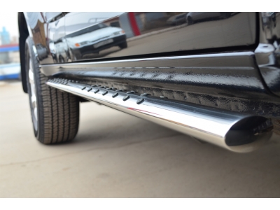 Пороги труба овальная с проступью 75х42 мм РусСталь для Chevrolet TrailBlazer 2013-2016