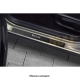 Накладки на пороги Russtal карбон с надписью для Toyota Land Cruiser 200 2015-2021