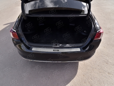 Накладка на задний бампер Russtal, шлифованная с логотипом для Lexus ES 2018-2021