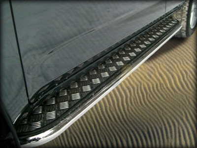 Пороги с площадкой алюминиевый лист 43 мм Технотек для Toyota RAV-4 2006-2009