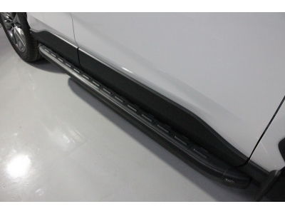 Пороги алюминиевые ТСС с накладкой чёрные для Toyota RAV4 № TOYRAV19-23BL