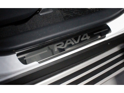 Накладки на пороги лист зеркальный надпись Toyota 4 шт для Toyota RAV4 № TOYRAV19-07