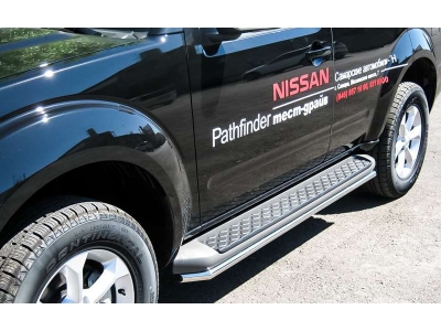 Пороги труба 42 мм вариант 1 РусСталь для Nissan Pathfinder 2004-2014
