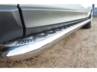 Пороги с площадкой алюминиевый лист 42 мм РусСталь для Subaru Forester SJ 2013-2016