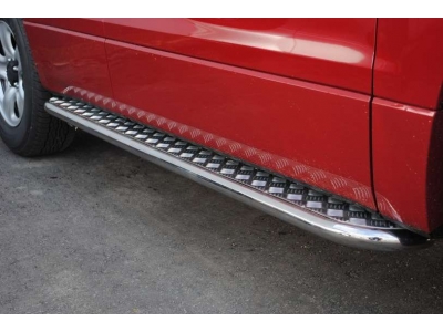 Пороги с площадкой алюминиевый лист 42 мм РусСталь для Suzuki Grand Vitara 2005-2007