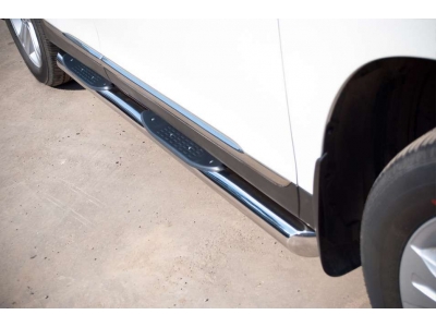 Пороги труба 76 мм с накладками вариант 1 РусСталь для Toyota Highlander 2010-2014