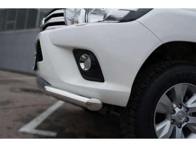 Защита переднего бампера 76 мм РусСталь для Toyota Hilux 2015-2021