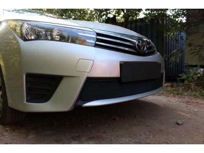 Защита радиатора черная РусСталь для Toyota Corolla 2013-2018