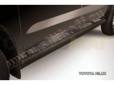 Пороги труба 76 мм чёрная Slitkoff для Toyota Hilux 2005-2011