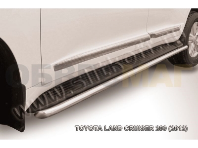 Защита штатных порогов 42 мм Slitkoff для Toyota Land Cruiser 200 2012-2013