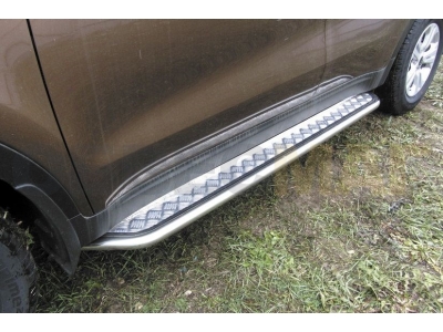 Пороги с площадкой алюминиевый лист 42 мм усиленные для Kia Sportage № KSP16-006