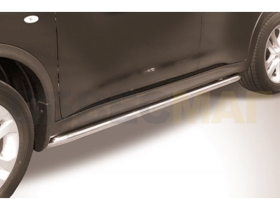 Пороги труба 42 мм с гибами серебристая Slitkoff для Nissan Juke 4WD 2010-2018