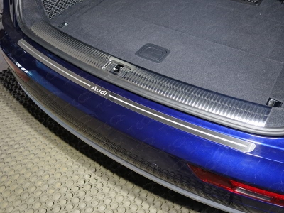 Накладка на задний бампер шлифованный лист надпись Audi для Audi Q5 № AUDIQ517-15