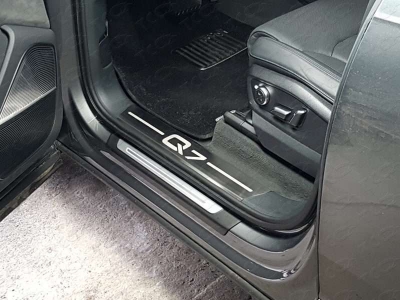 Накладки на пороги шлифованный лист надпись Q7 для Audi Q7 № AUDIQ715-04