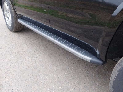 Пороги алюминиевые ТСС с накладкой серые для Chevrolet Tahoe № CHEVTAH16-09GR