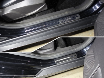 Накладки на пороги лист зеркальный 4 мм ТСС для Ford Focus 3 2011-2021