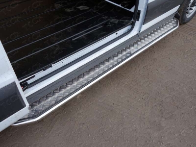 Порог с площадкой правый алюминиевый лист 42 мм ТСС для Ford Transit 2014-2021