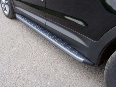 Пороги алюминиевые ТСС с накладкой серебристые для Hyundai Santa Fe Grand 2016-2021