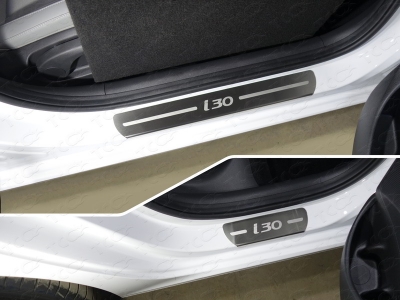 Накладки на пороги шлифованный лист надпись I30 4 штуки ТСС для Hyundai i30 2017-2021