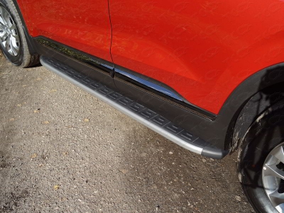Пороги алюминиевые ТСС с накладкой серебристые для Hyundai Santa Fe № HYUNSF18-24SL